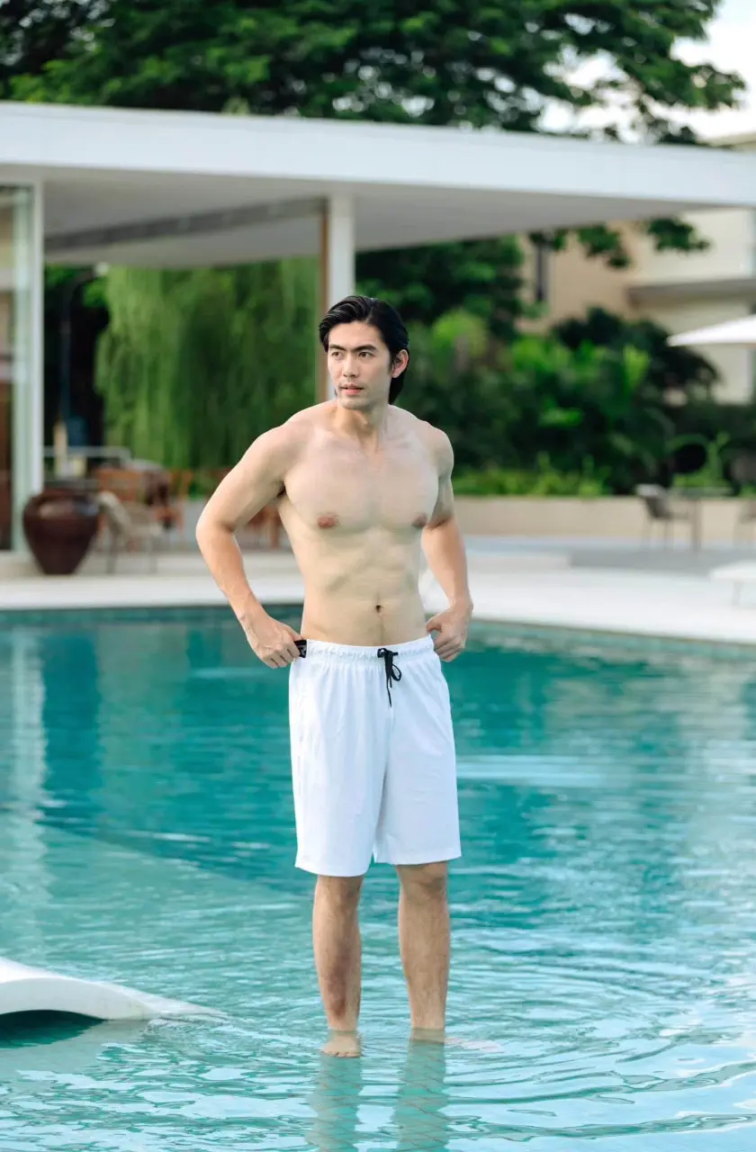 ถอดโชว์เรือนร่าง 2980