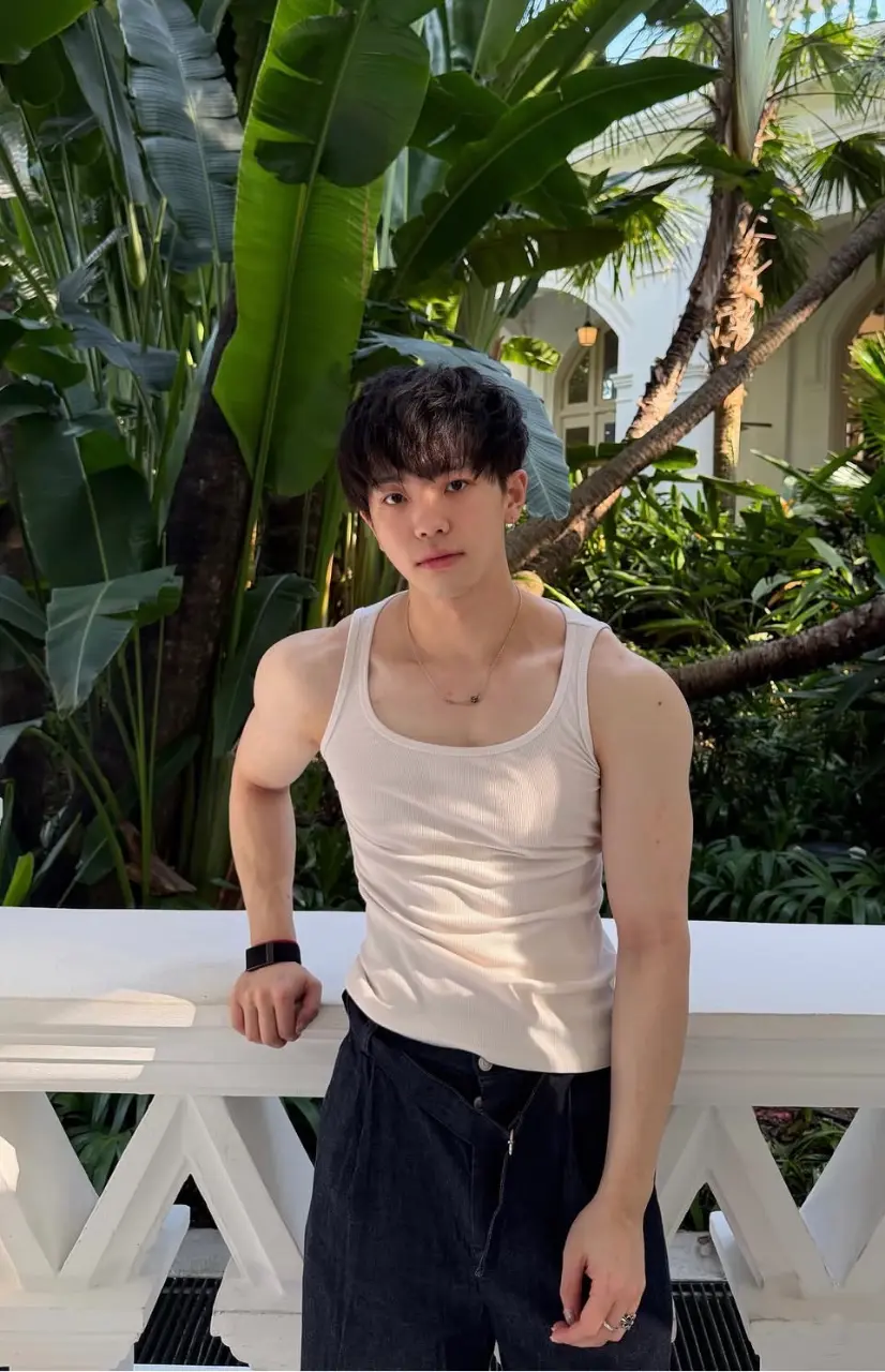 ถอดโชว์เรือนร่าง 2980