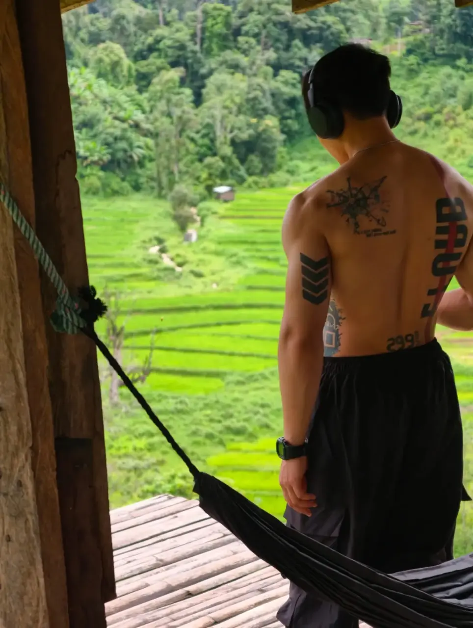 ถอดโชว์เรือนร่าง 2981