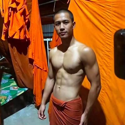 ถอดโชว์เรือนร่าง 2981