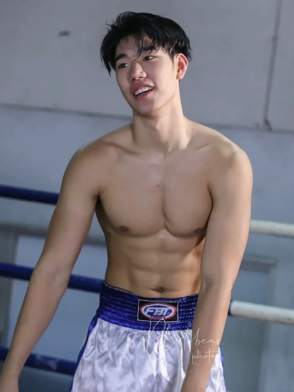 ถอดโชว์เรือนร่าง 2982