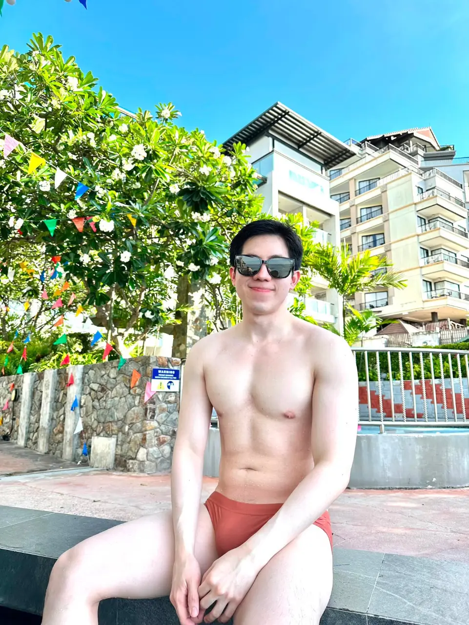 ถอดโชว์เรือนร่าง 2982