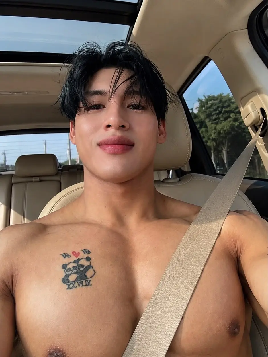 ถอดโชว์เรือนร่าง 2983