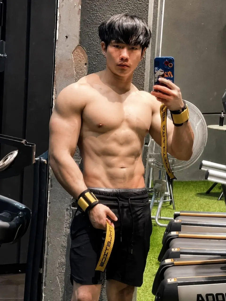 ถอดโชว์เรือนร่าง 2984