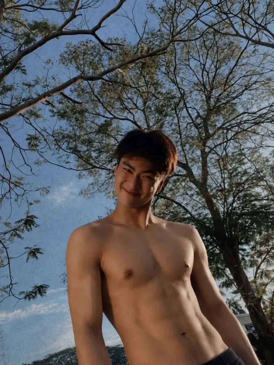 ถอดโชว์เรือนร่าง 2984
