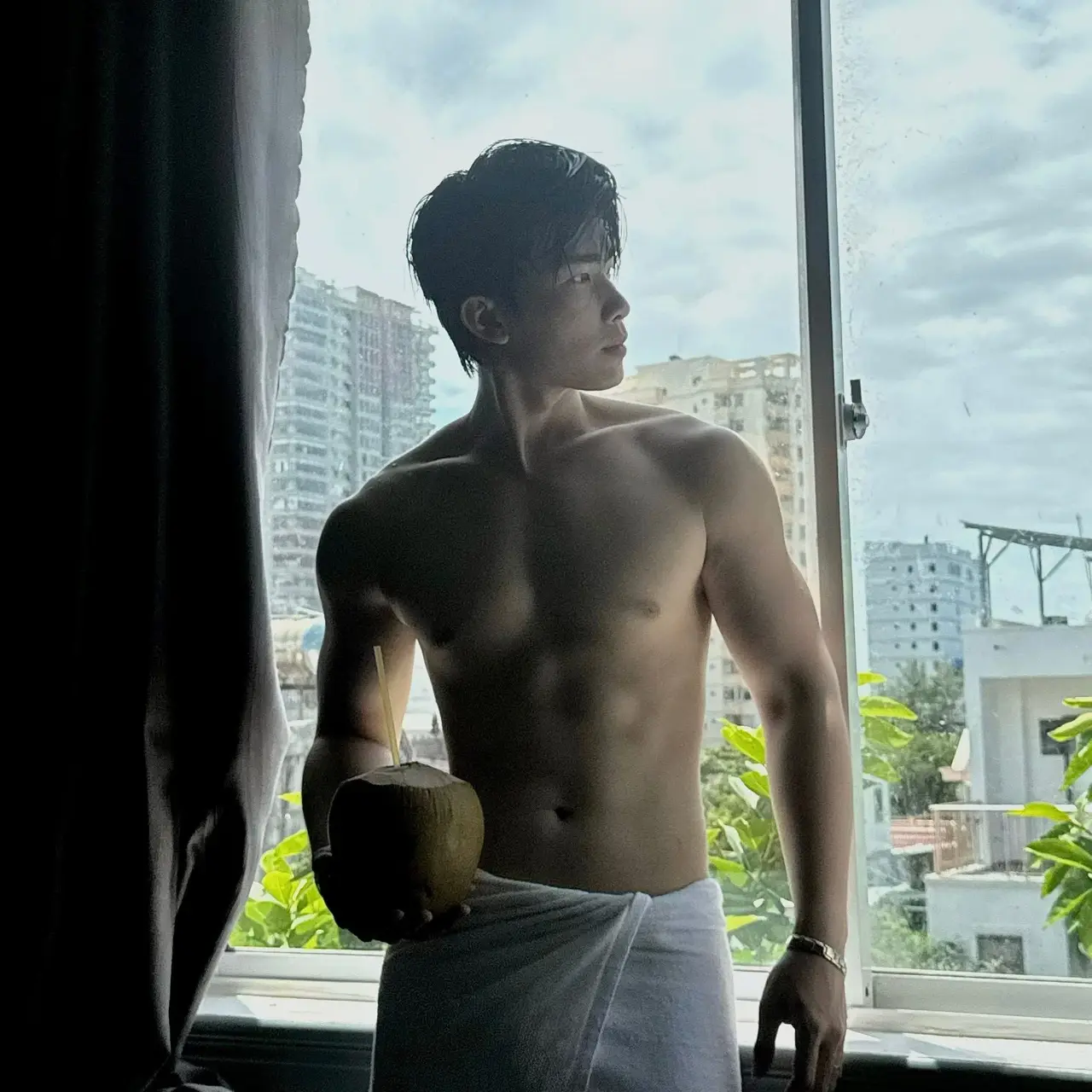 ถอดโชว์เรือนร่าง 2985