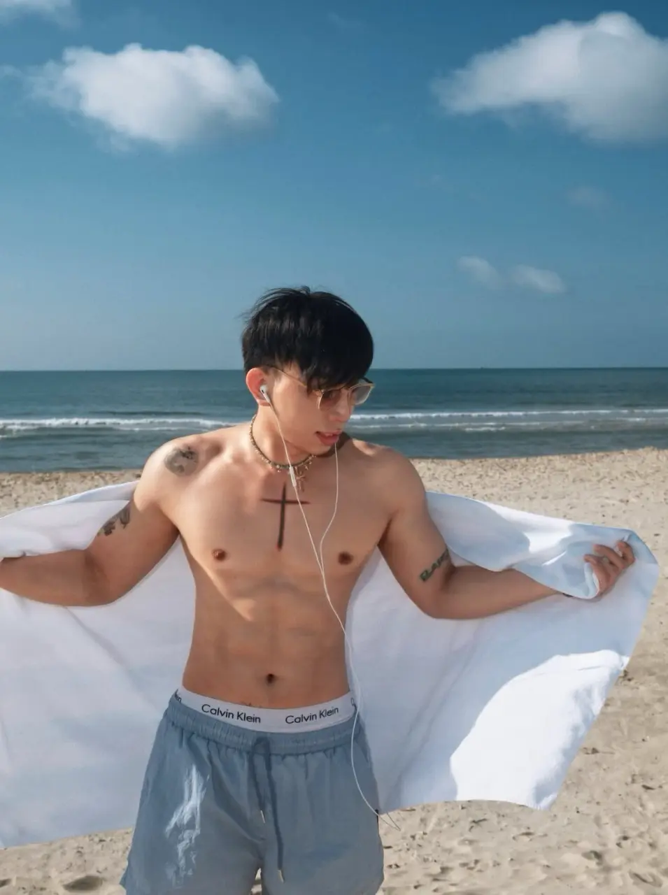 ถอดโชว์เรือนร่าง 2986