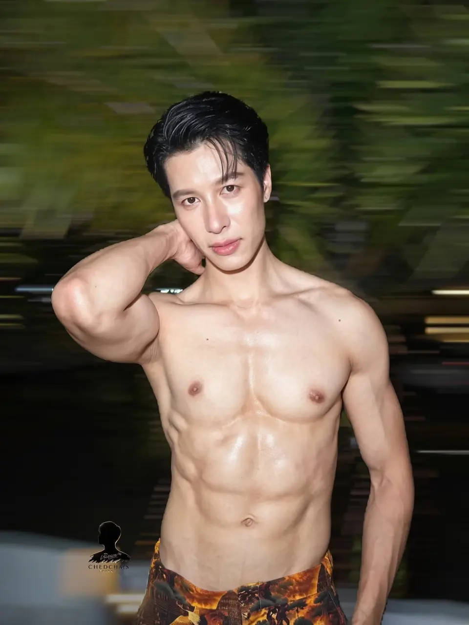 ถอดโชว์เรือนร่าง 2986