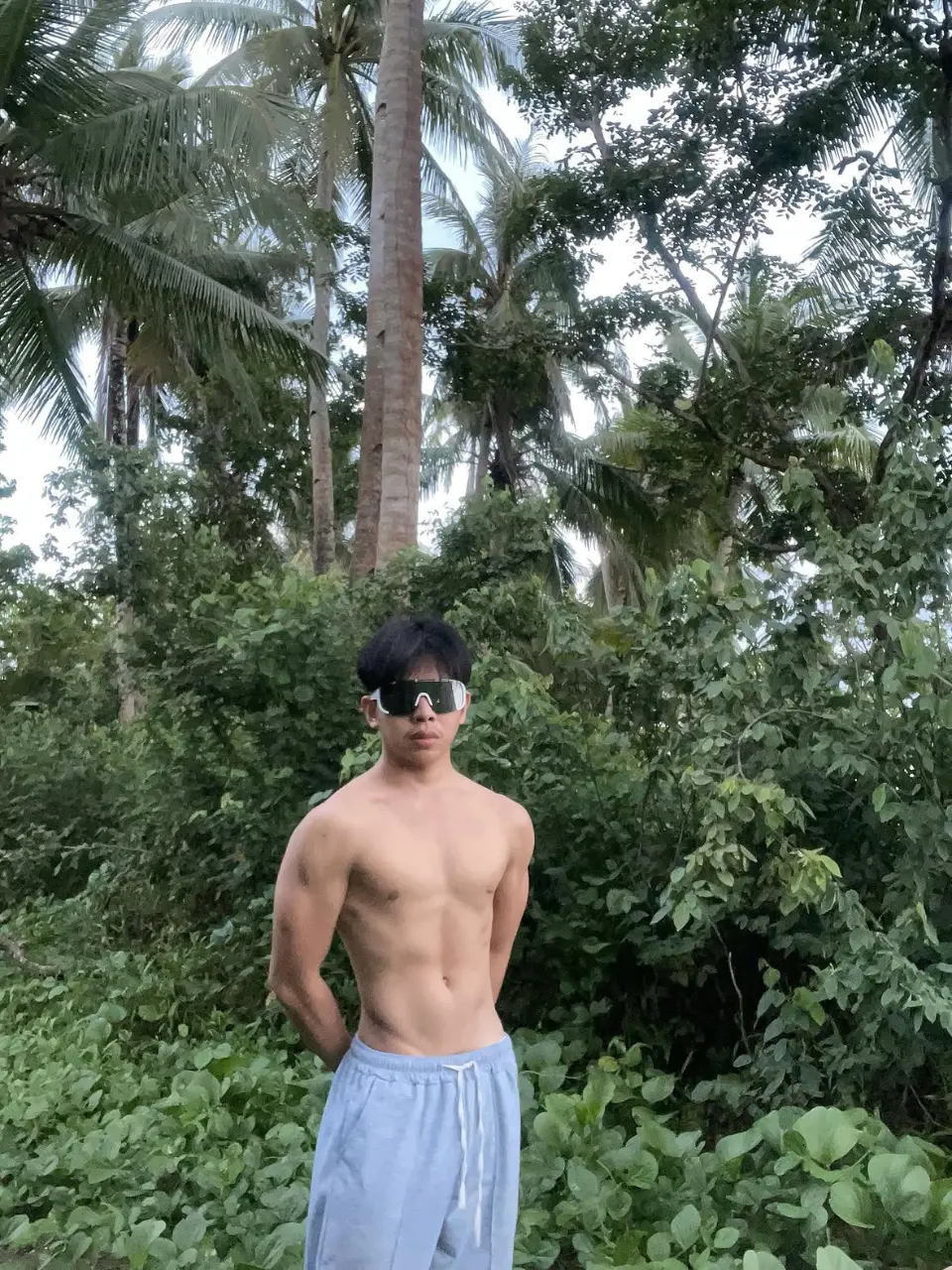 ถอดโชว์เรือนร่าง 2986
