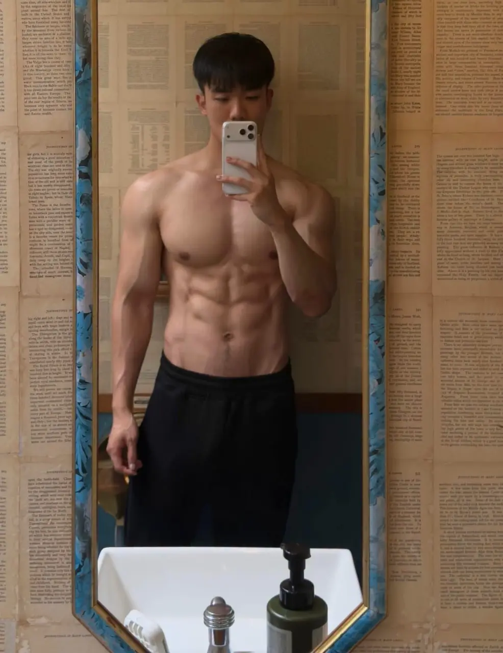 ถอดโชว์เรือนร่าง 2987