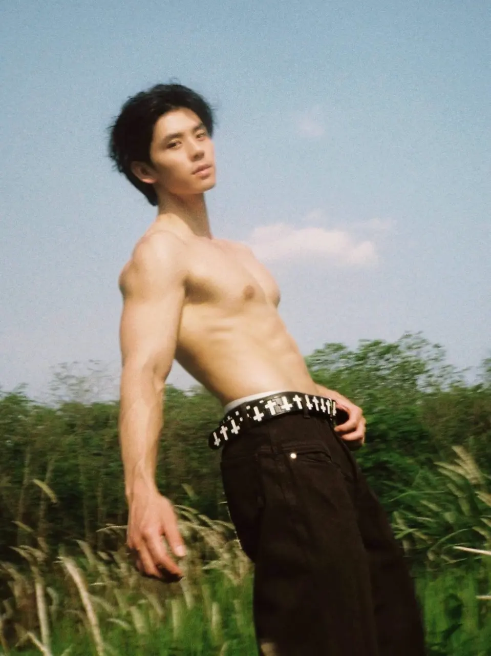 ถอดโชว์เรือนร่าง 2988