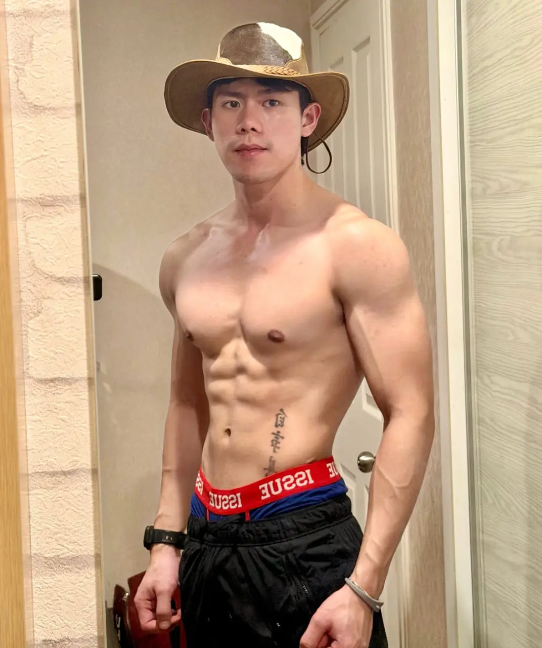 ถอดโชว์เรือนร่าง 2989