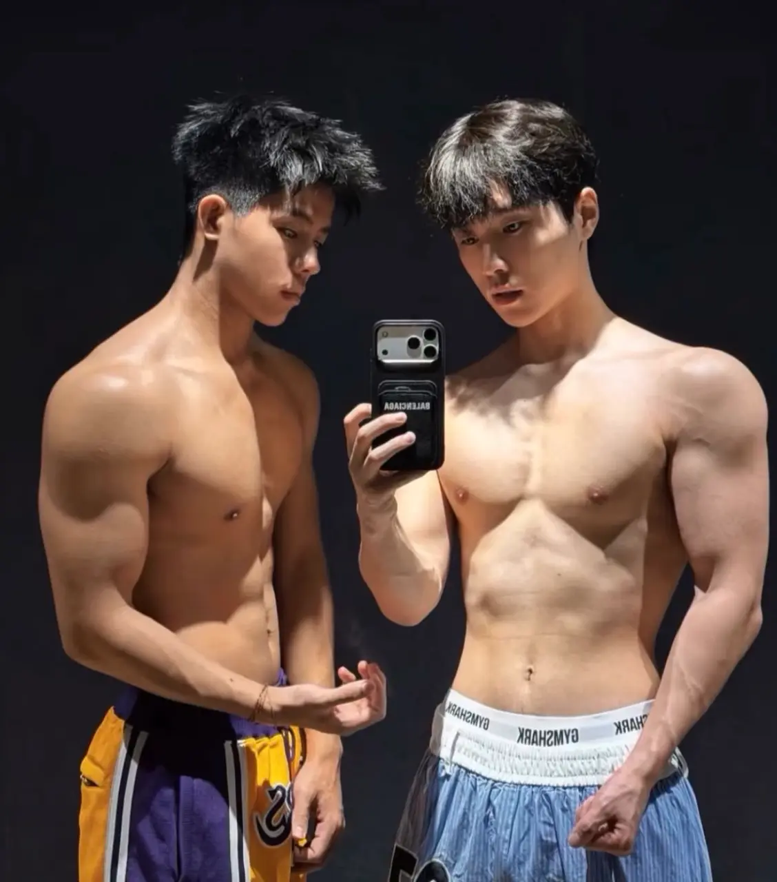 ถอดโชว์เรือนร่าง 2990