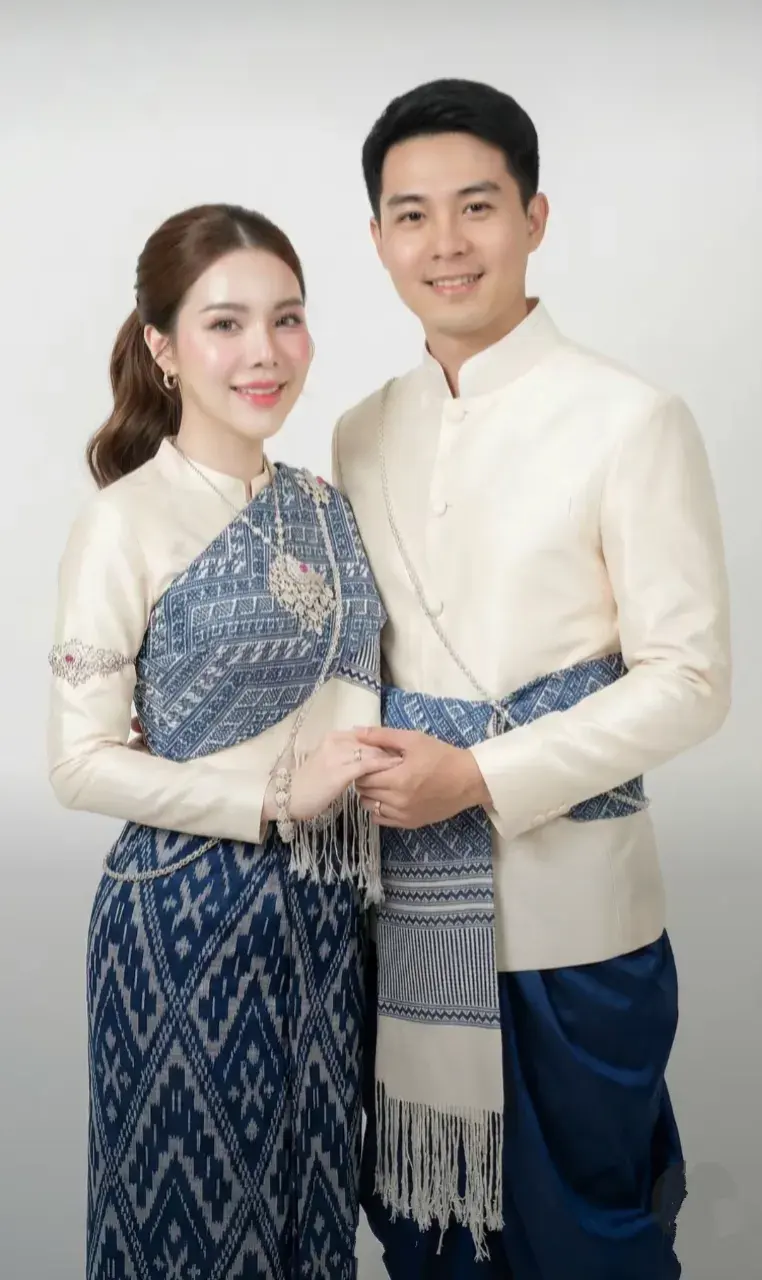 THAILAND 🇹🇭 | I-San Wedding Dress: ชุดแต่งงานอีสาน🌿