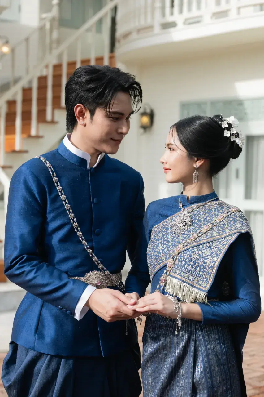 THAILAND 🇹🇭 | I-San Wedding Dress: ชุดแต่งงานอีสาน 🌷