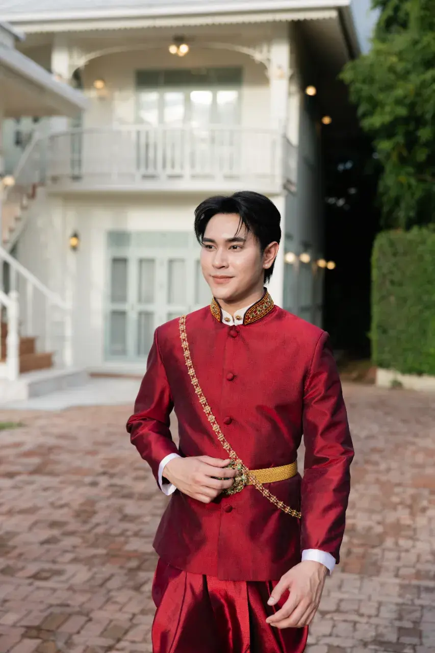 THAILAND 🇹🇭 | I-San Wedding Dress: ชุดแต่งงานอีสาน 🌷