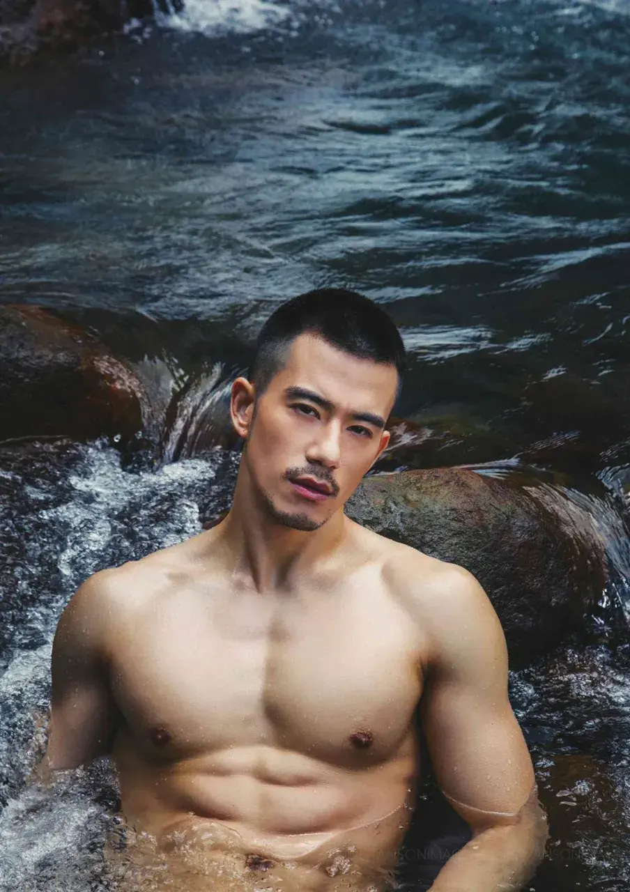 clipgayasian.com - 紀律 PHOTOBOOK 紀言愷首本個人寫真