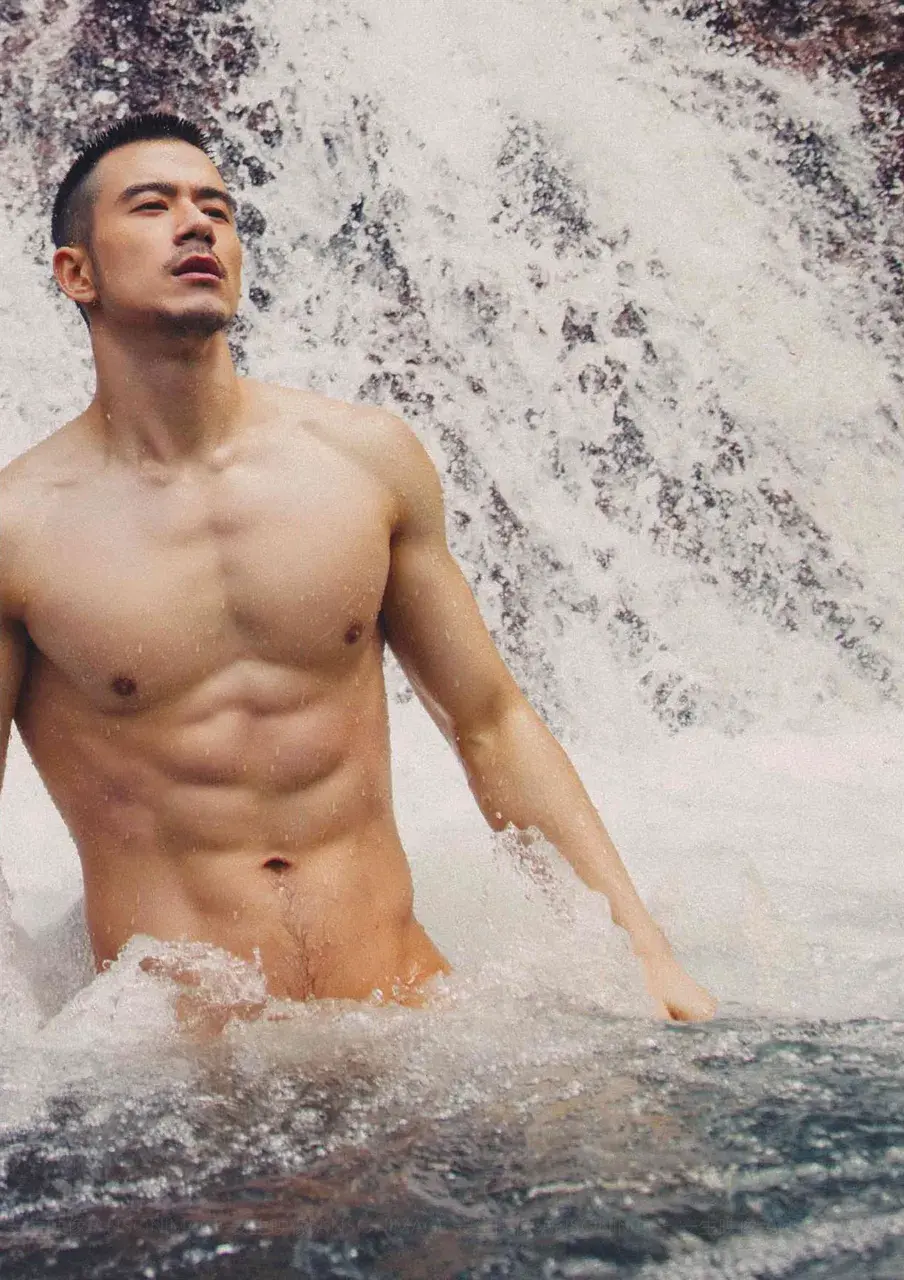 clipgayasian.com - 紀律 PHOTOBOOK 紀言愷首本個人寫真