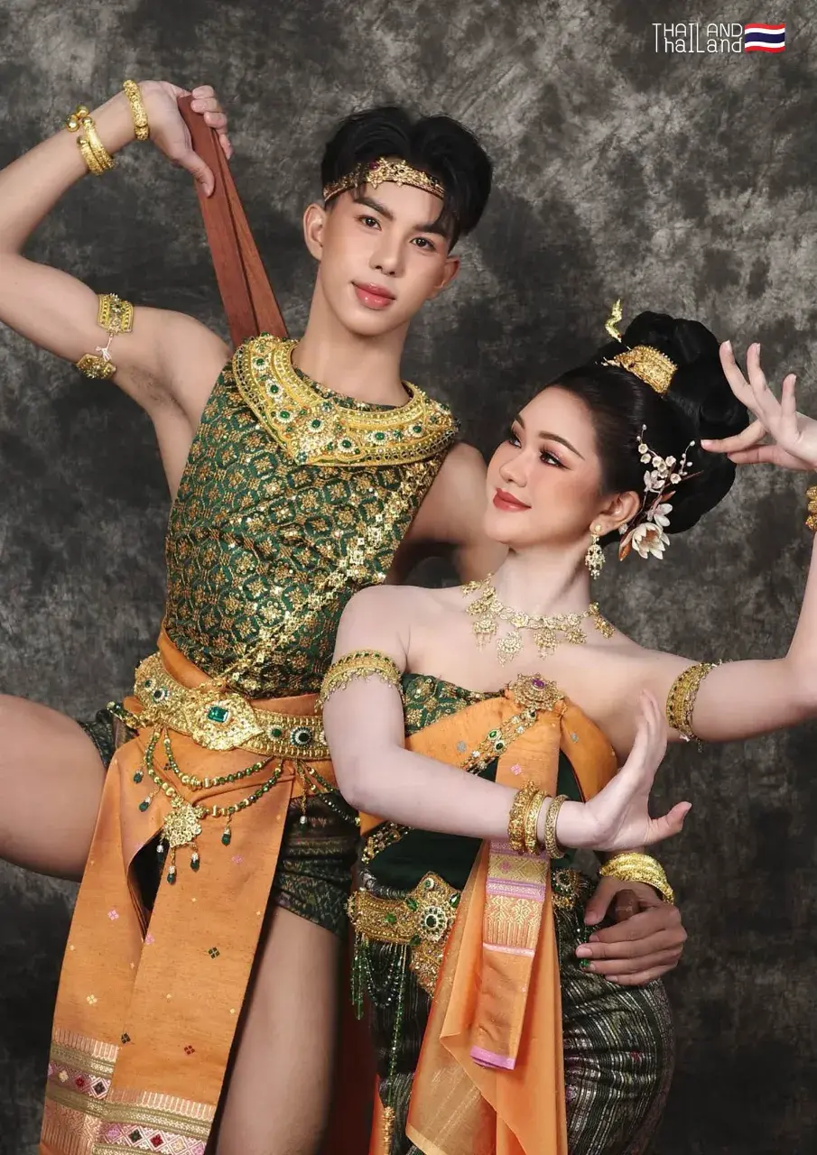 THAILAND 🇹🇭 | Nang Hai - Mak Kap Kaep: Isan Dance