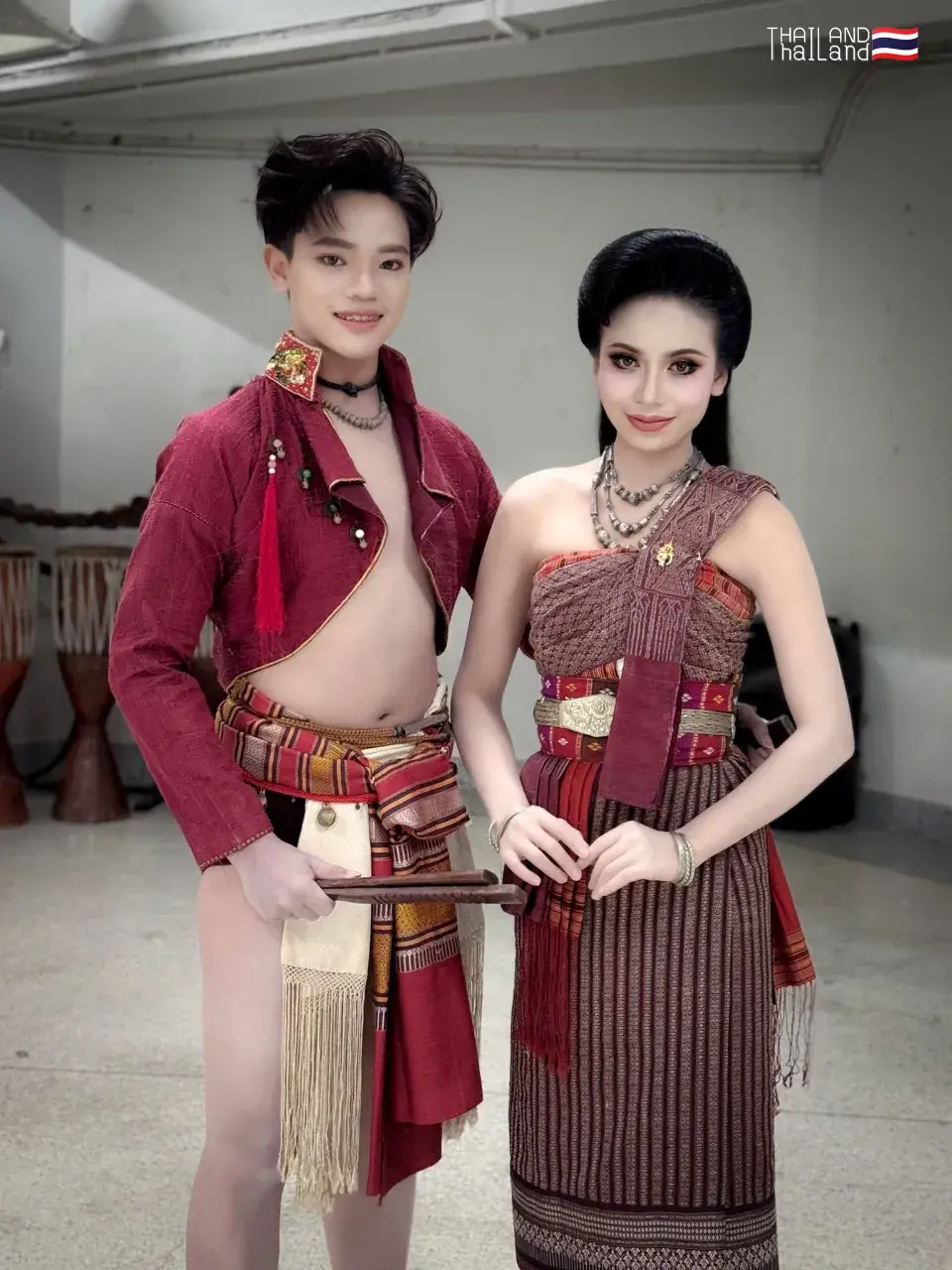 THAILAND 🇹🇭 | Nang Hai - Mak Kap Kaep: Isan Dance
