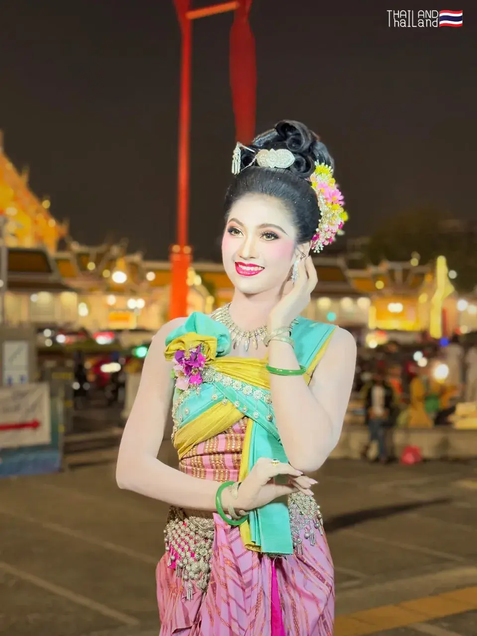 THAILAND 🇹🇭 | Nang Hai - Mak Kap Kaep: Isan Dance