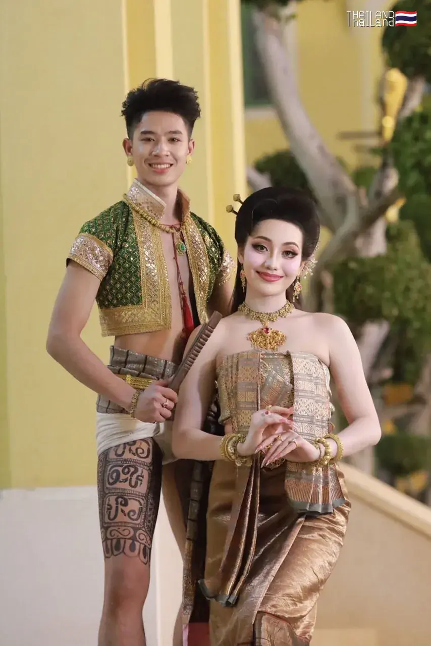 THAILAND 🇹🇭 | Nang Hai - Mak Kap Kaep: Isan Dance