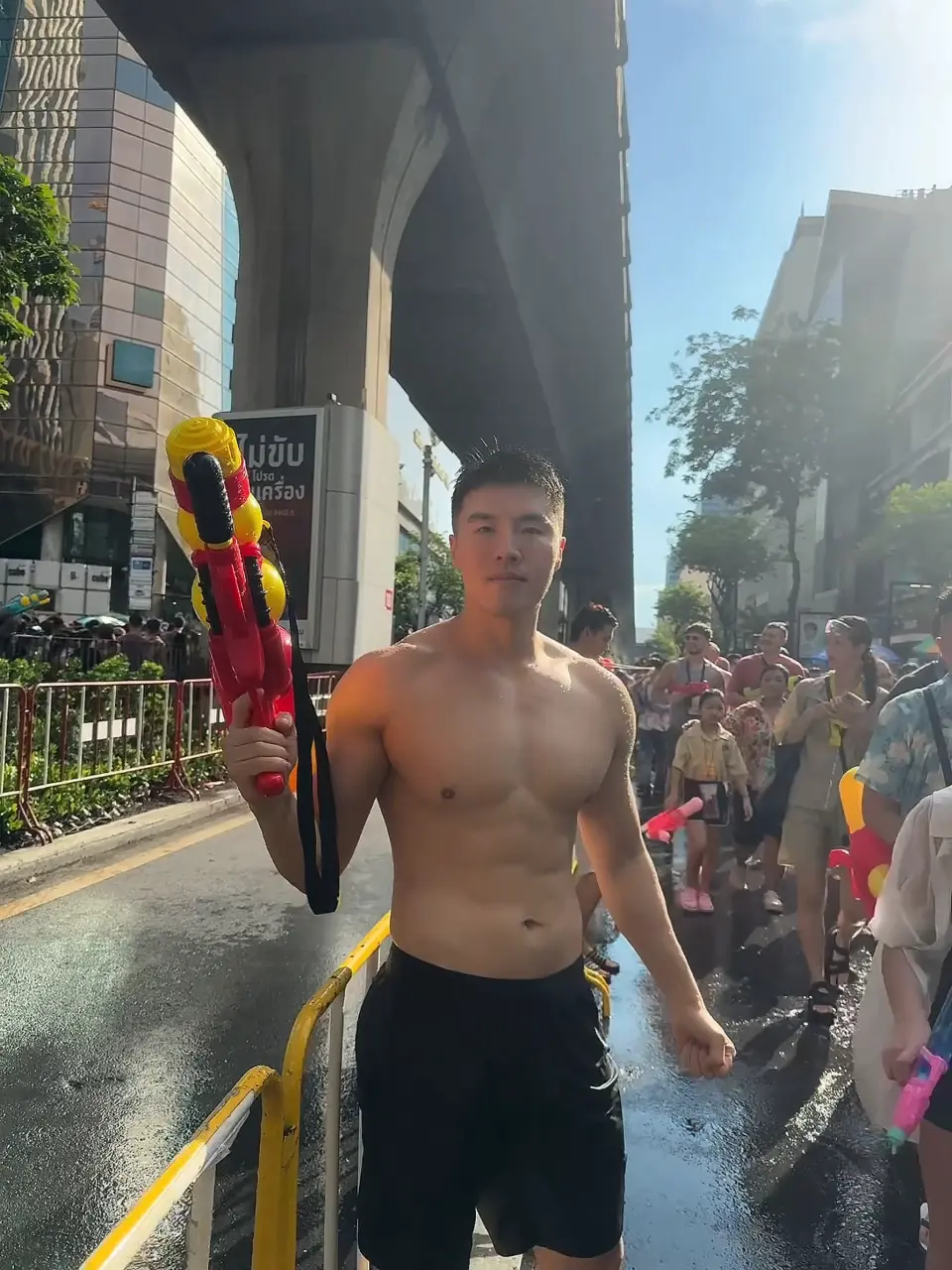 Cool guy : 王小强
