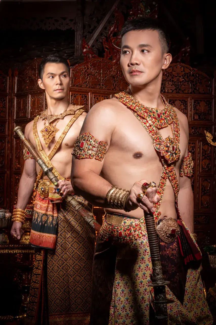 THAILAND 🇹🇭 | Thai Traditional Outfit