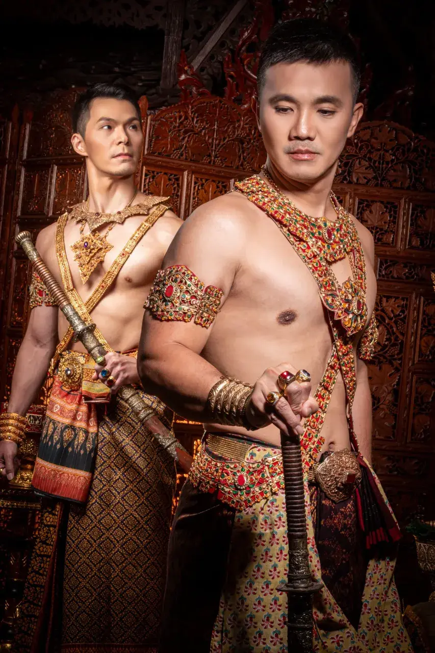 THAILAND 🇹🇭 | Thai Traditional Outfit