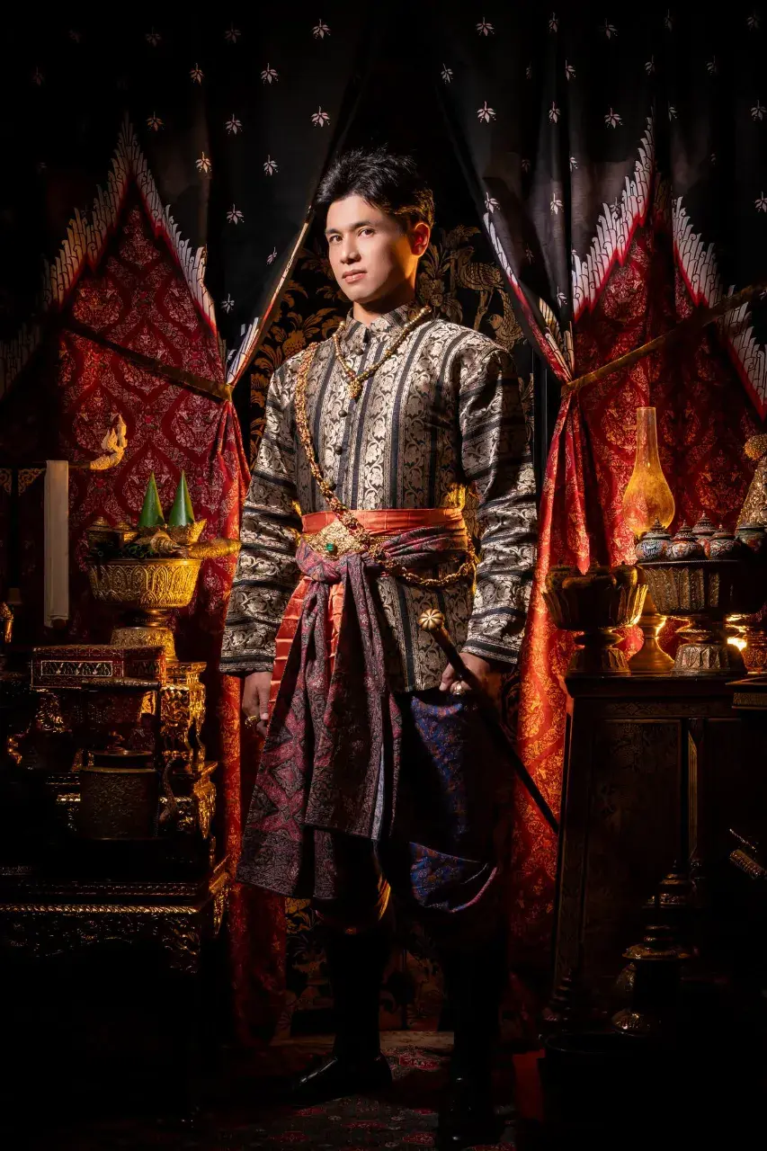 THAILAND 🇹🇭 | Thai Traditional Outfit