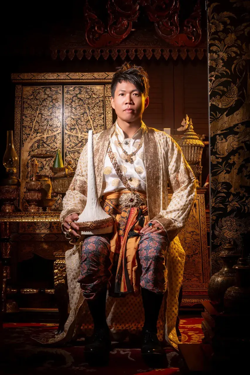 THAILAND 🇹🇭 | Thai Traditional Outfit