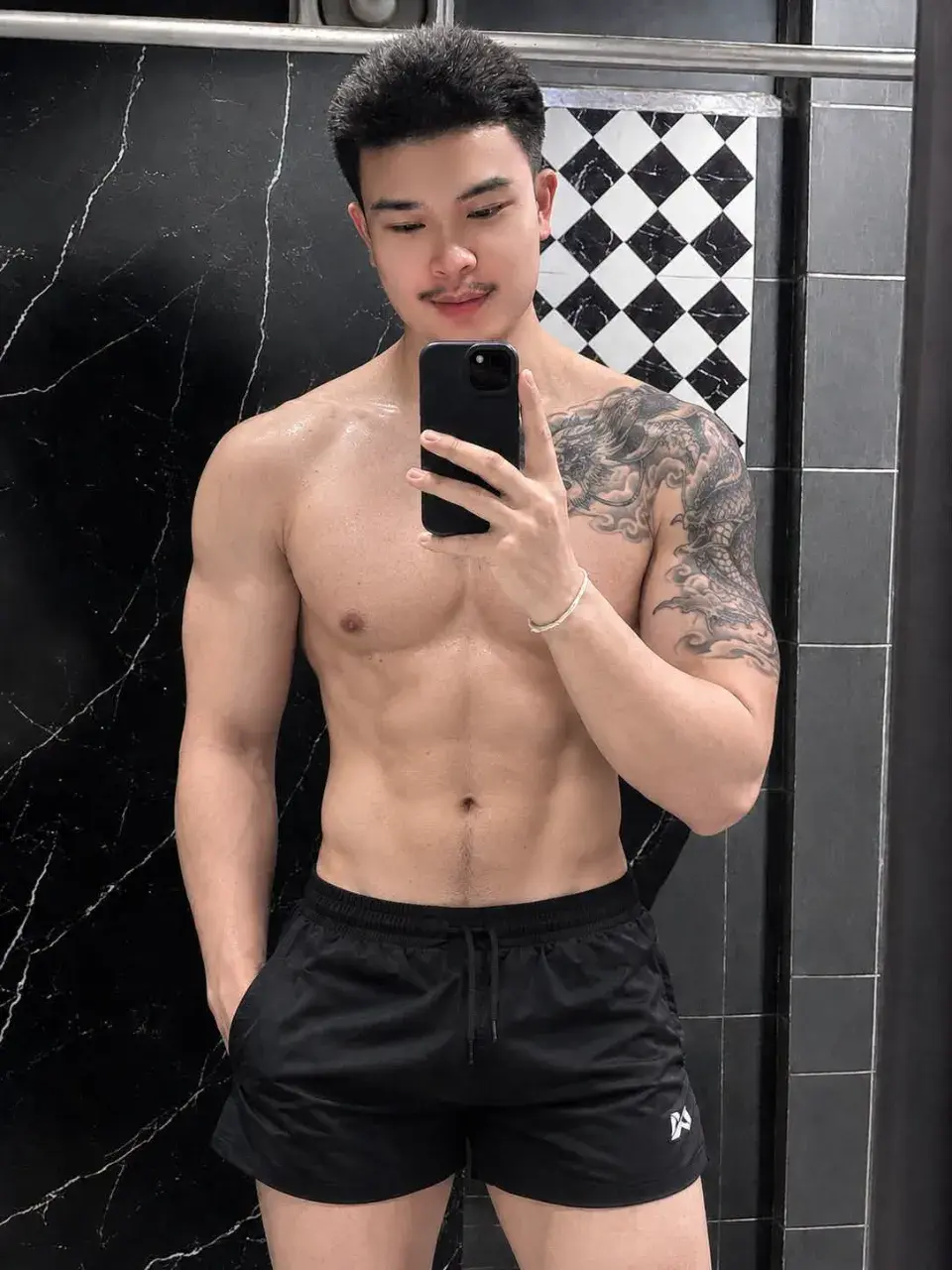 หล่อ 😍