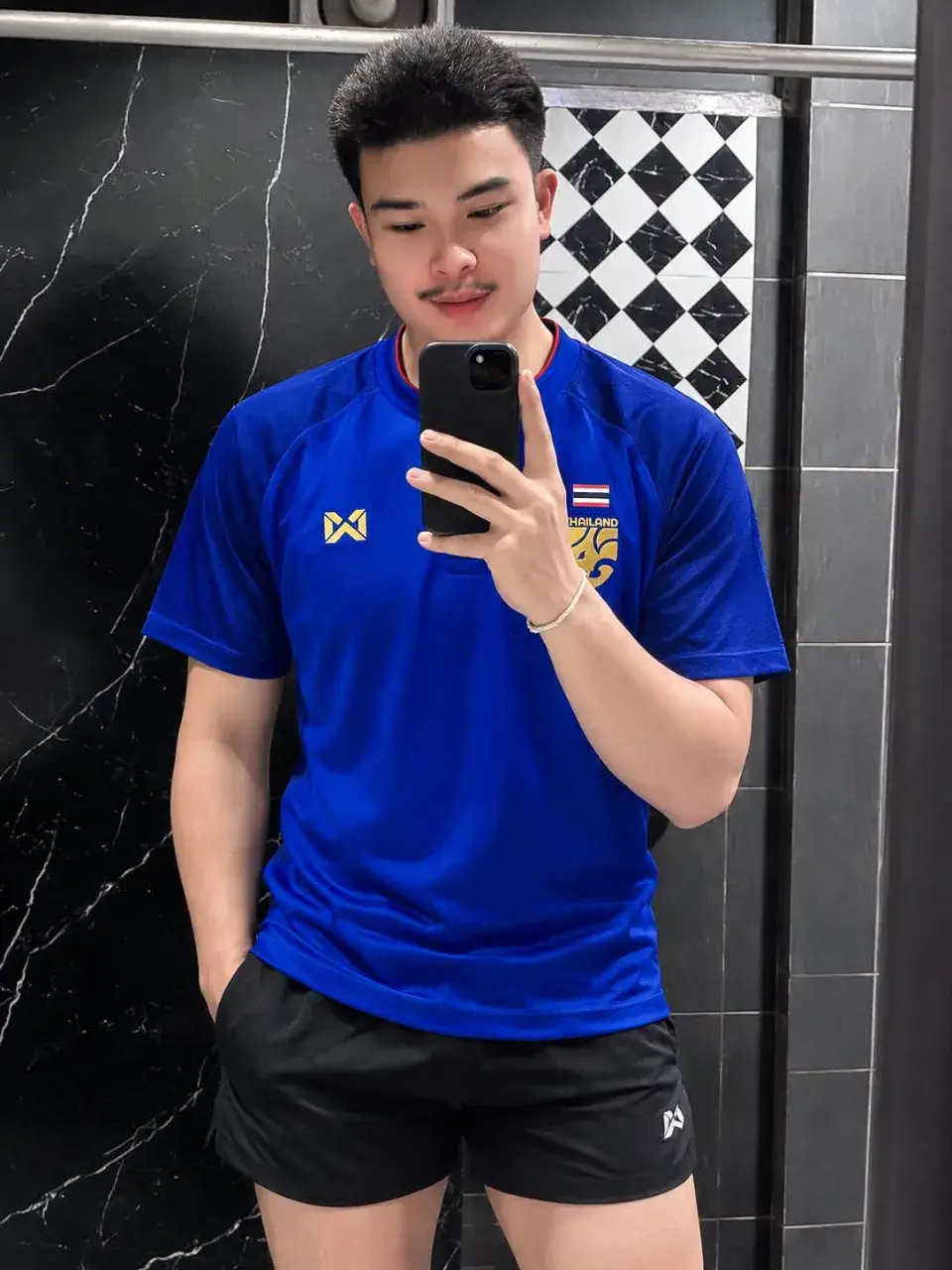 หล่อ 😍