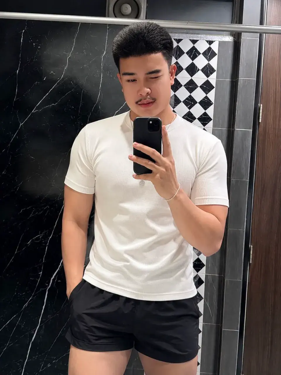 หล่อ 😍