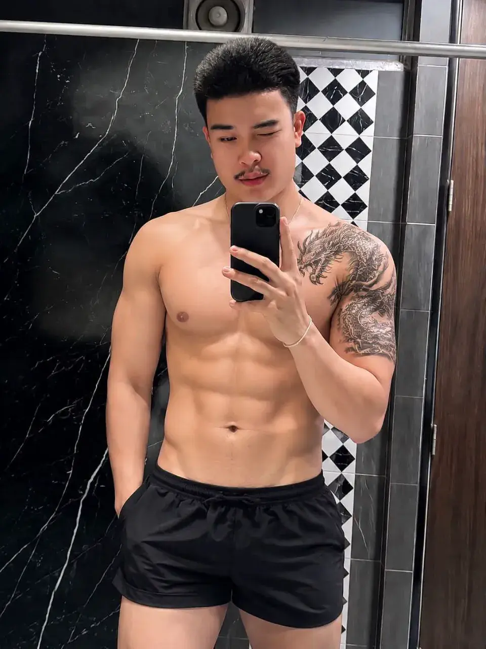 หล่อ 😍