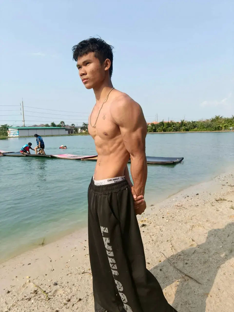 บ้านๆหล่อ