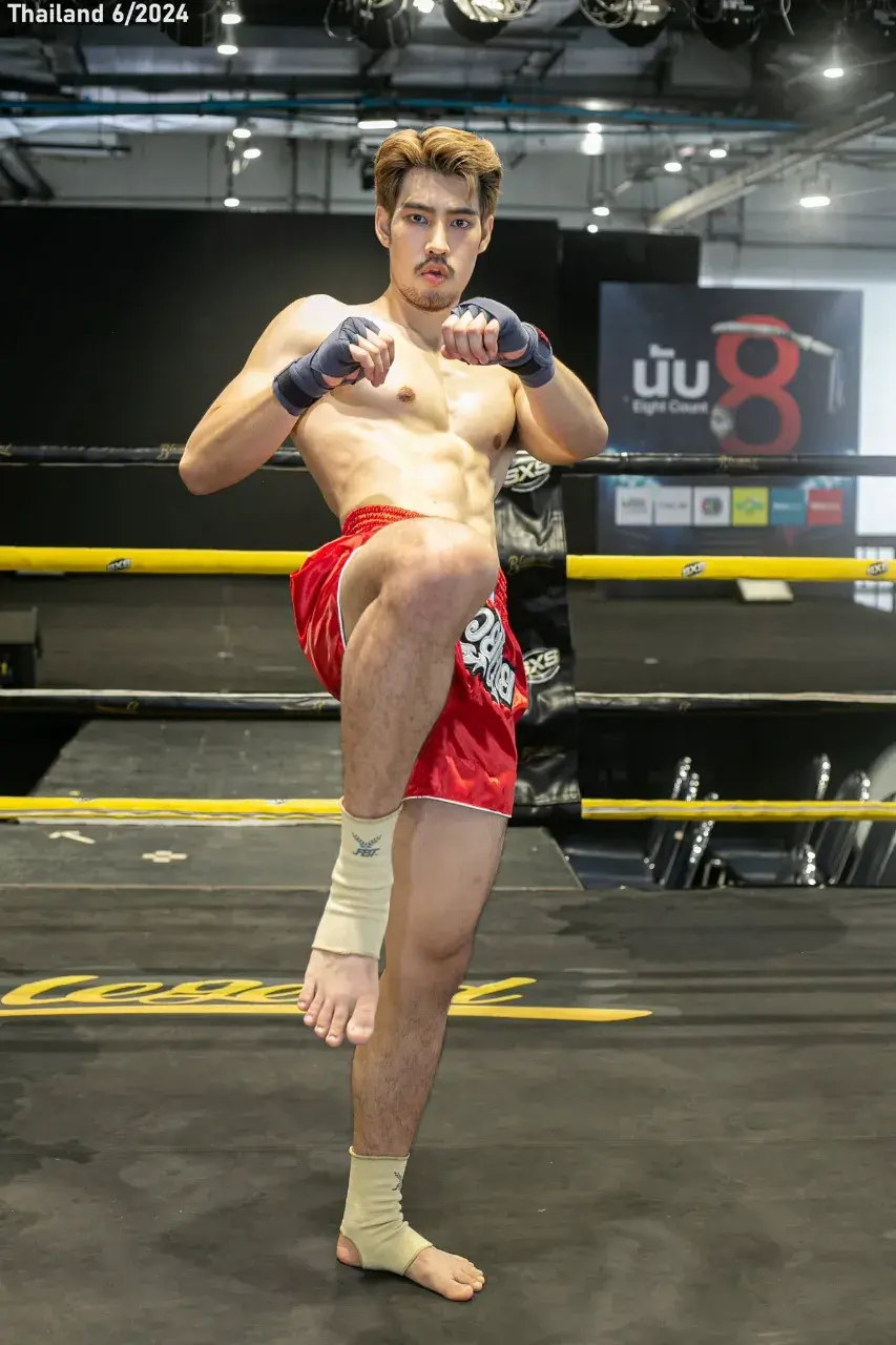 Aong Sittan Shows Muay Thai Skill 🇹🇭