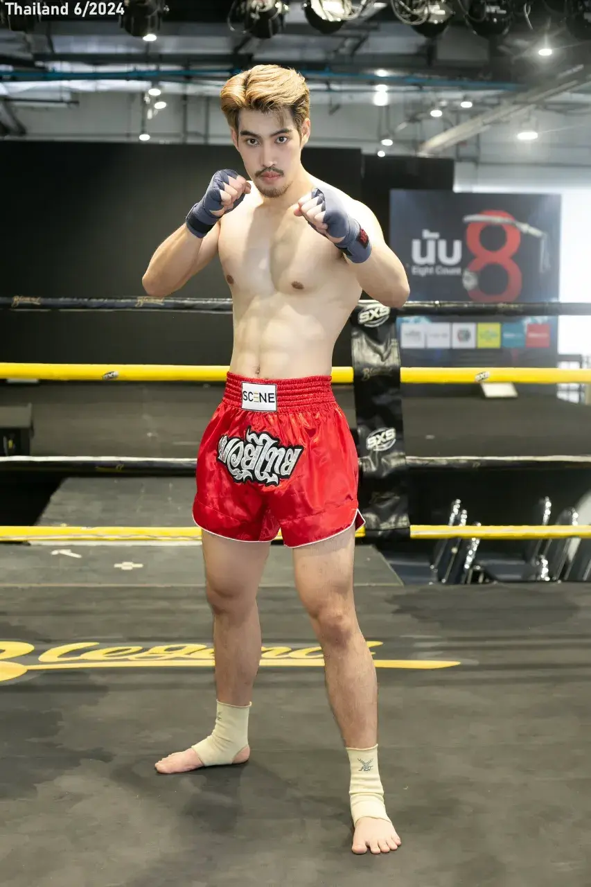 Aong Sittan Shows Muay Thai Skill 🇹🇭
