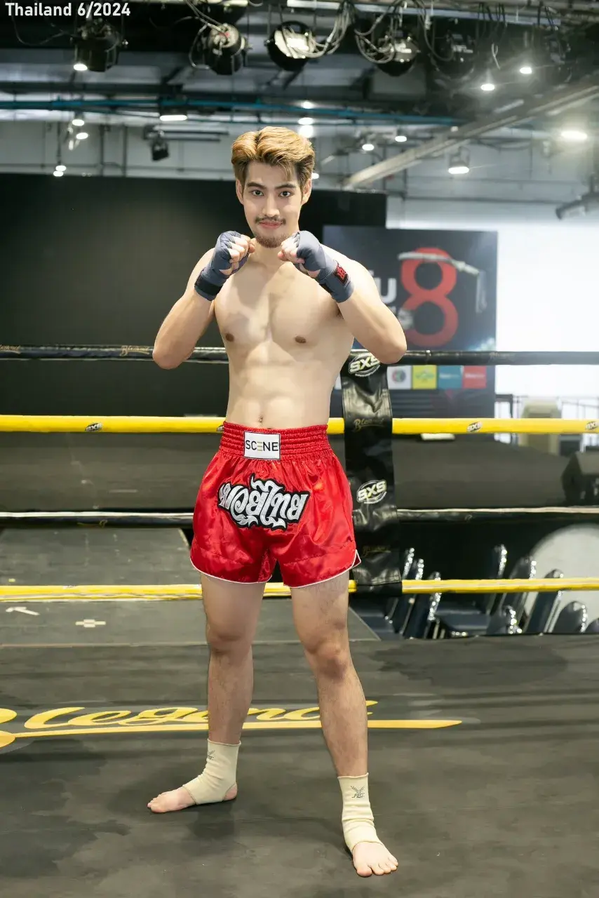 Aong Sittan Shows Muay Thai Skill 🇹🇭