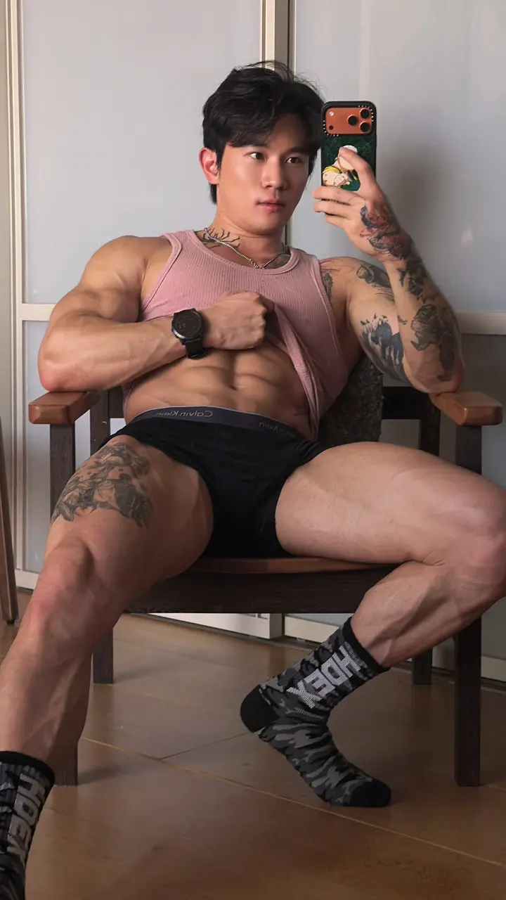 Cool guy : Wei Chao