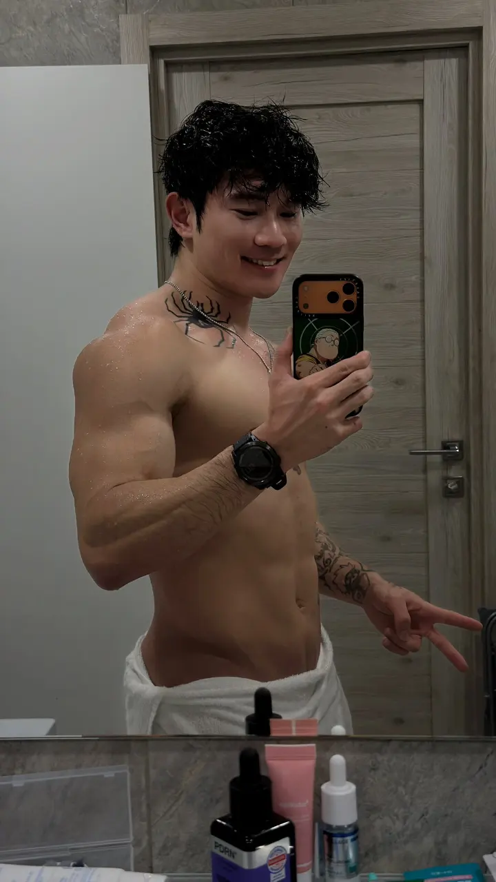 Cool guy : Wei Chao