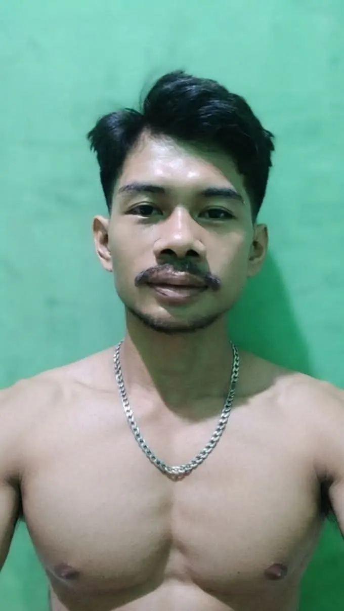 หนุ่มหล่อๆร่างล่ำๆAi