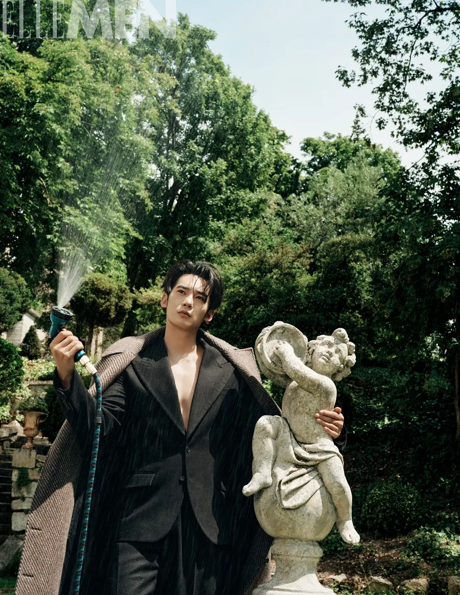 Yu Shi @ ELLEMEN China September 2026