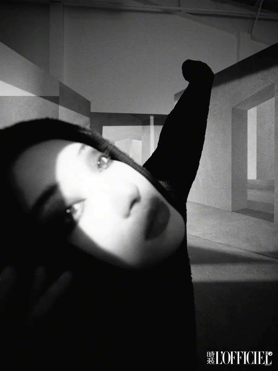 NiNi @ L’OFFICIEL China September 2026