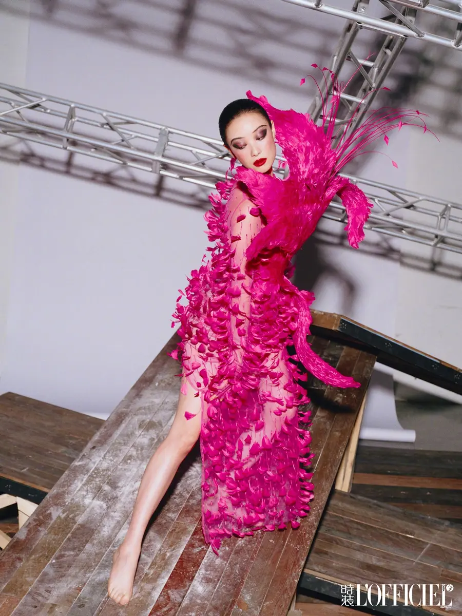 NiNi @ L’OFFICIEL China September 2026
