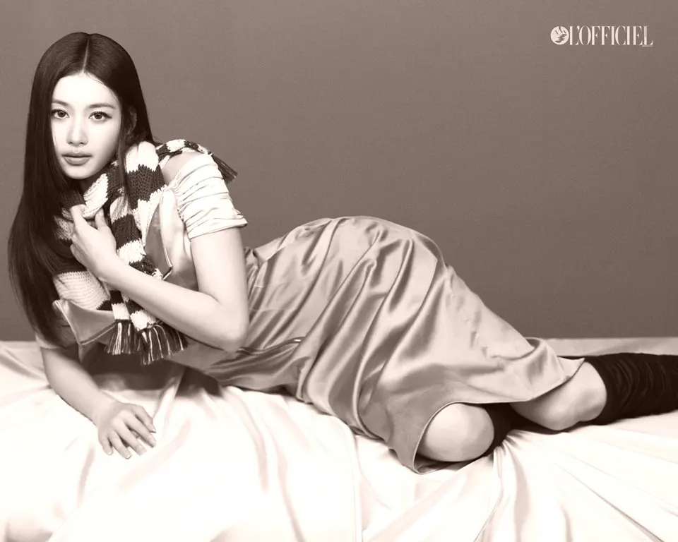 (TWICE) Sana @ L'OFFICIEL Singapore September 2026