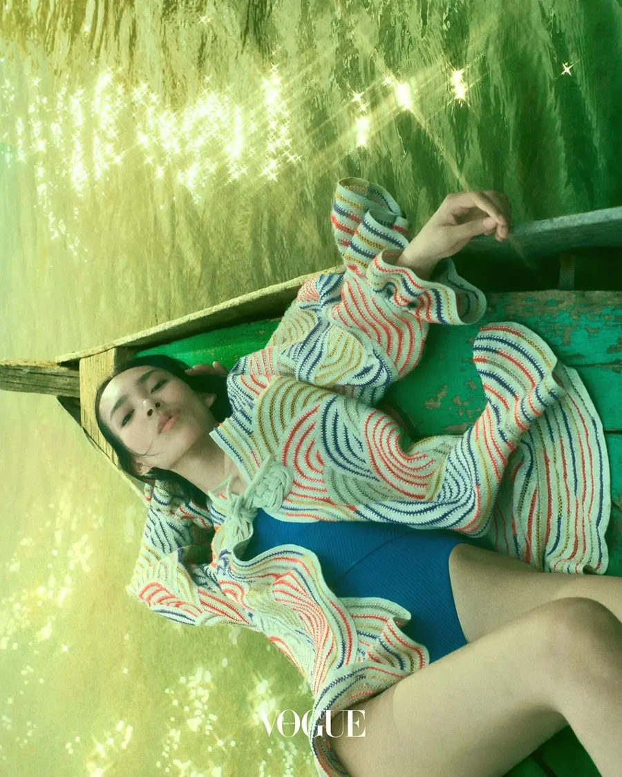 แจน-ใบบุญ & เตย-สุพิชชา @ VOGUE Thailand September 2026