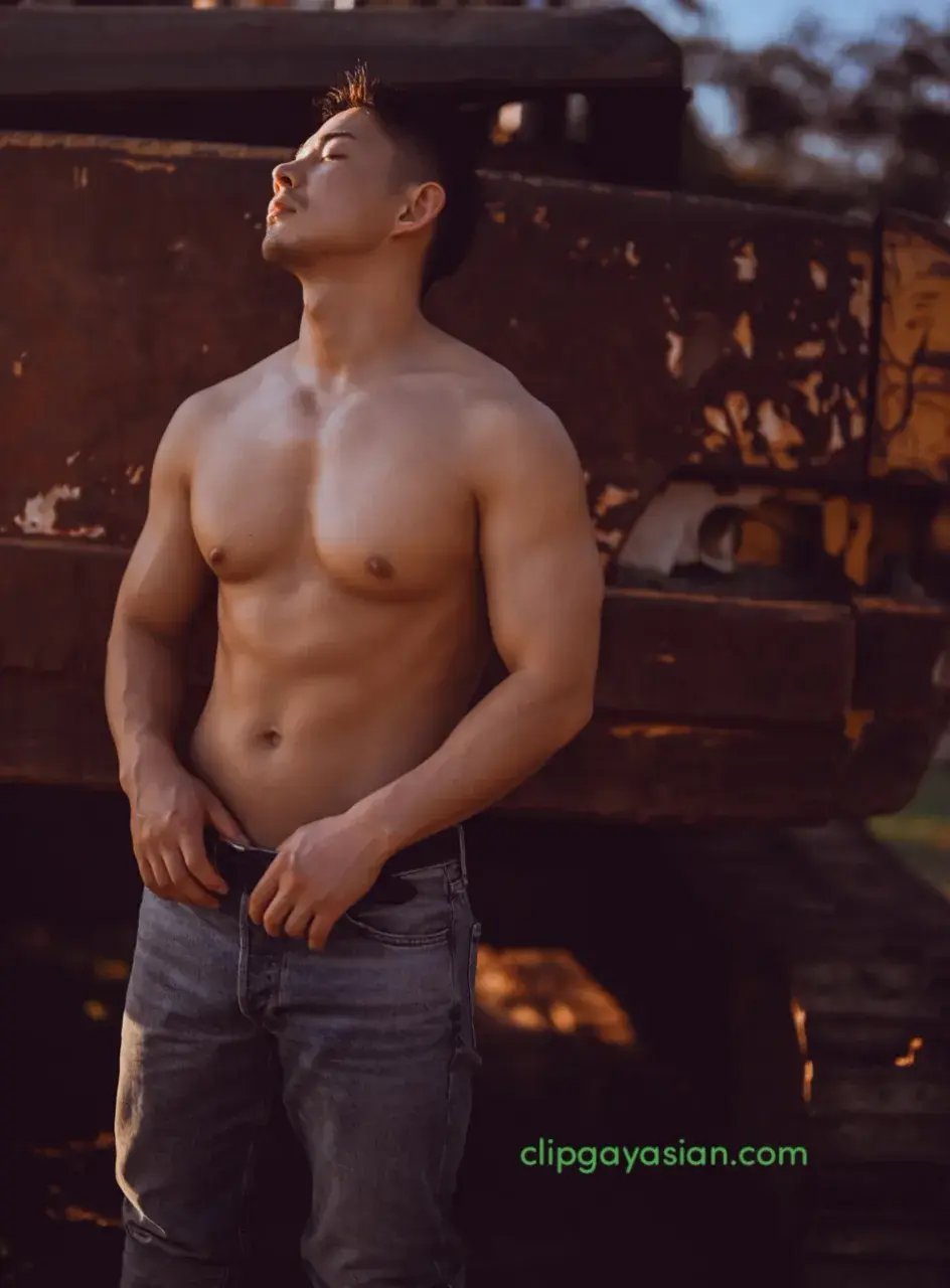 clipgayasian.com - TAKA : 深夜名堂男子寫真