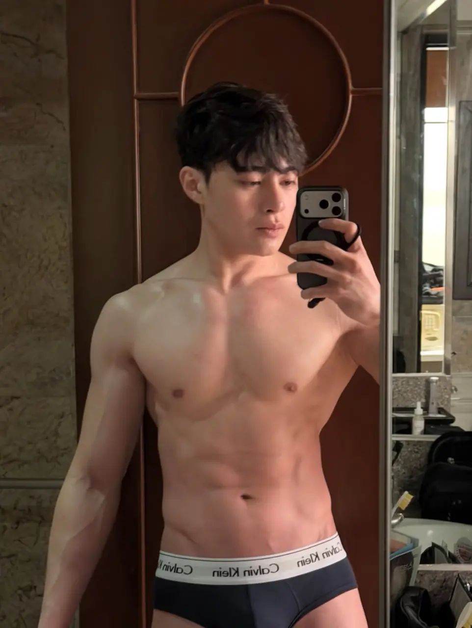 ถอดโชว์เรือนร่าง 2992