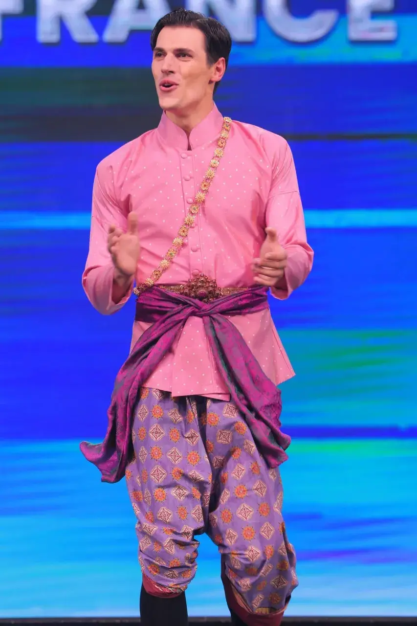 THAILAND 🇹🇭 | Thai Traditional attire for Men